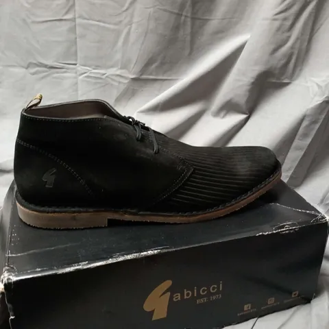 GABICCI BLACK SUEDE LACE-UP SHOES – MEN'S SIZE 11, BOXED