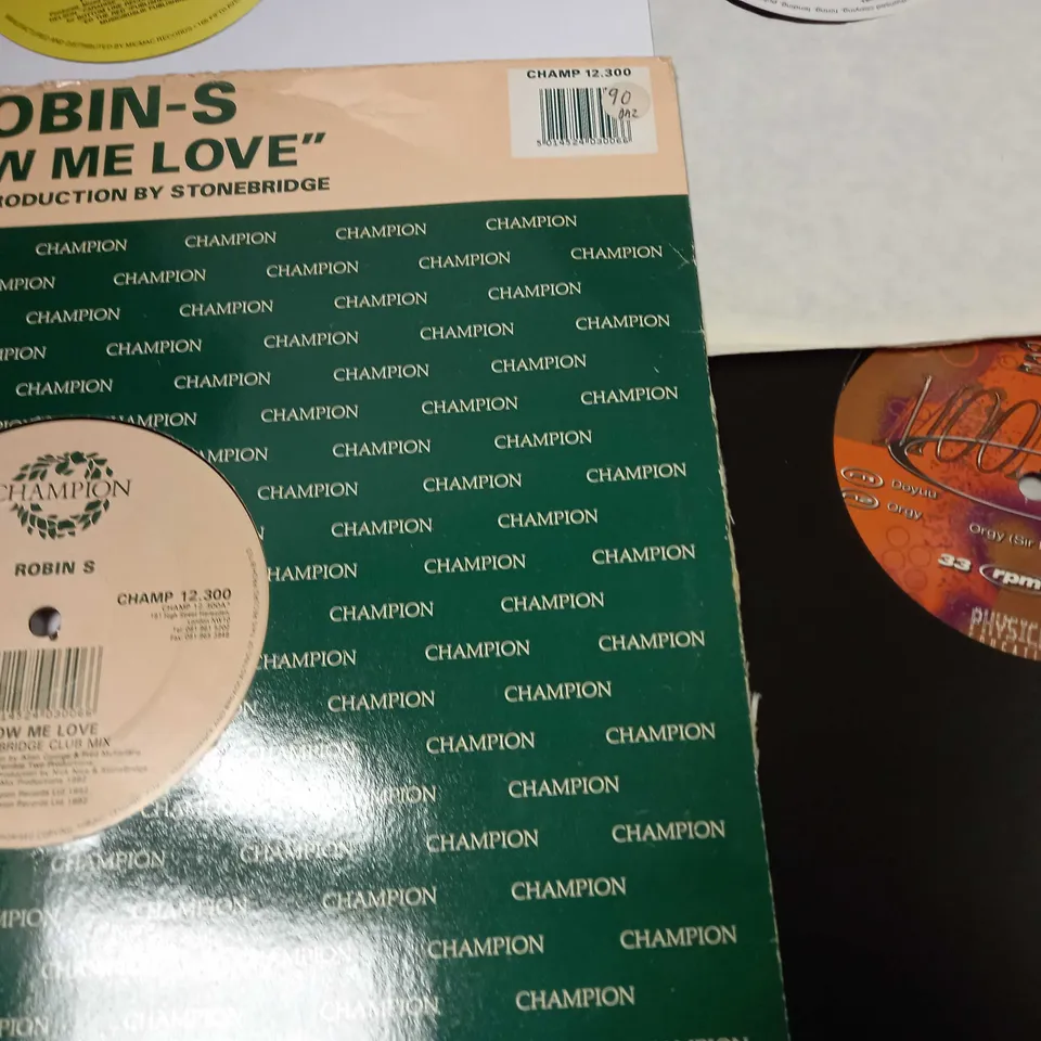 LOT OF 12 ASSORTED VINYLS TO INCLUDE INFRA-RED, KEISHA JENKINS AND BLACK BISHOP