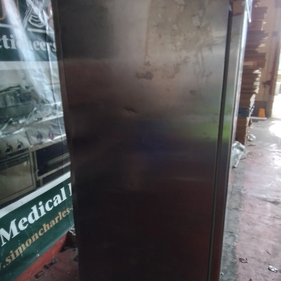 COMMERCIAL 1-DOOR STAINLESS FOOD FREEZER/CHILLER UNIT