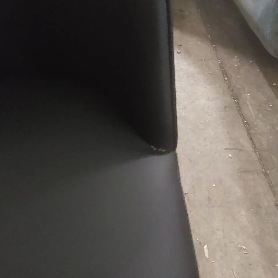 DANETTI SAYLOR BLACK FAUX LEATHER DINING CHAIR