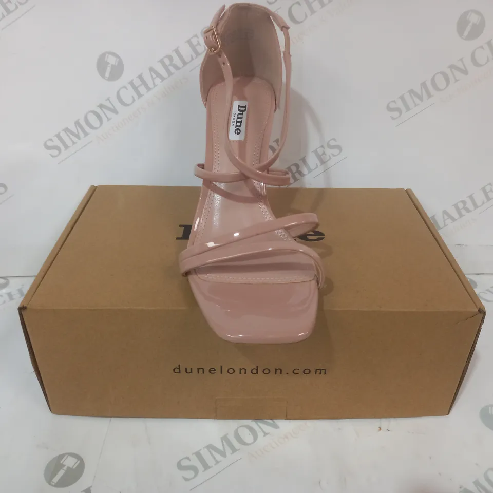 BOXED PAIR OF DUNE LONDON OPEN TOE STRAPPY SANDALS IN BLUSH SIZE 6