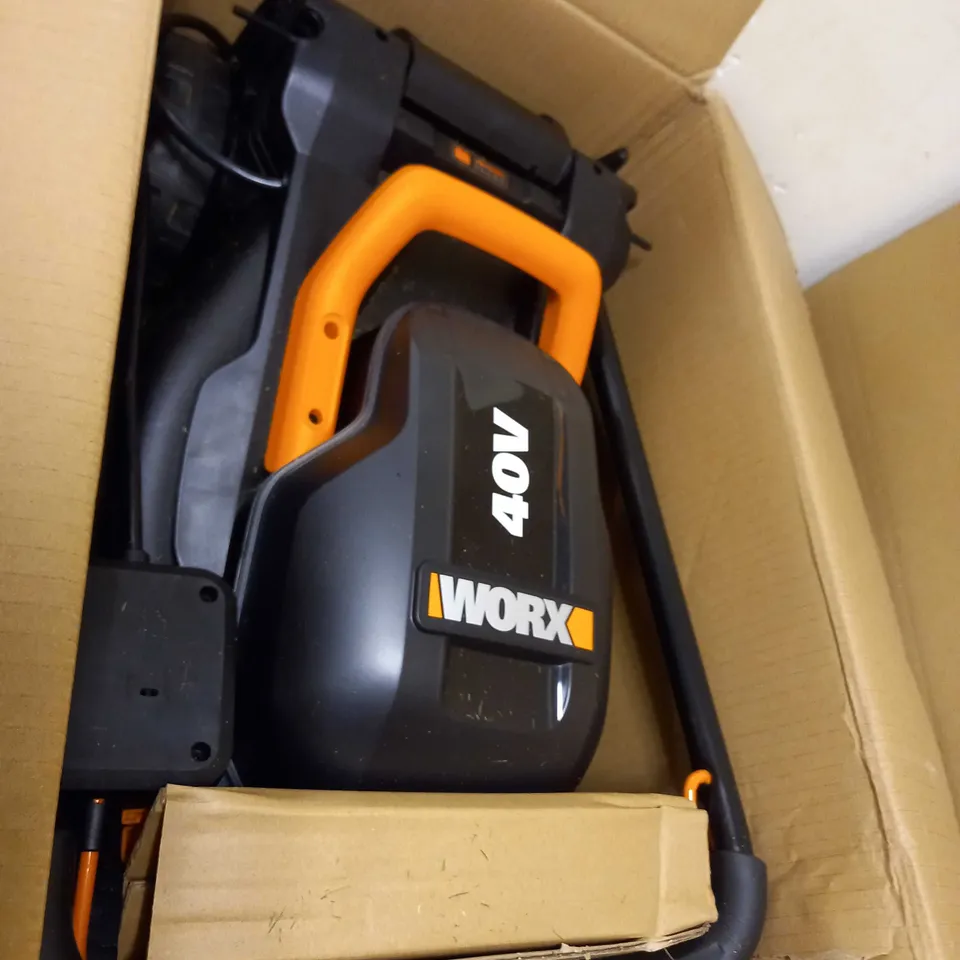 WORX 34CM CORDLESS LAWNMOWER