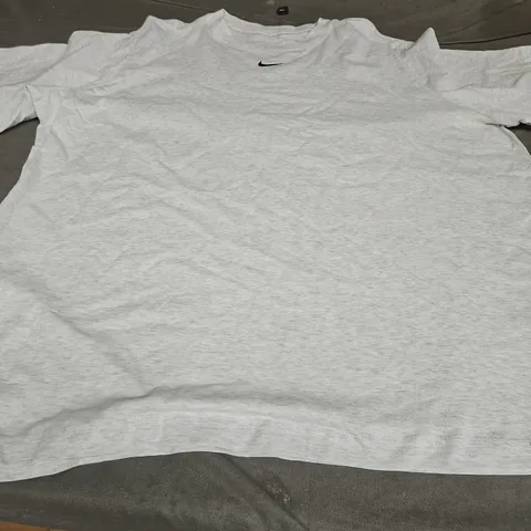 NIKE LOGO T-SHIRT, GREY- UK SIZE XL