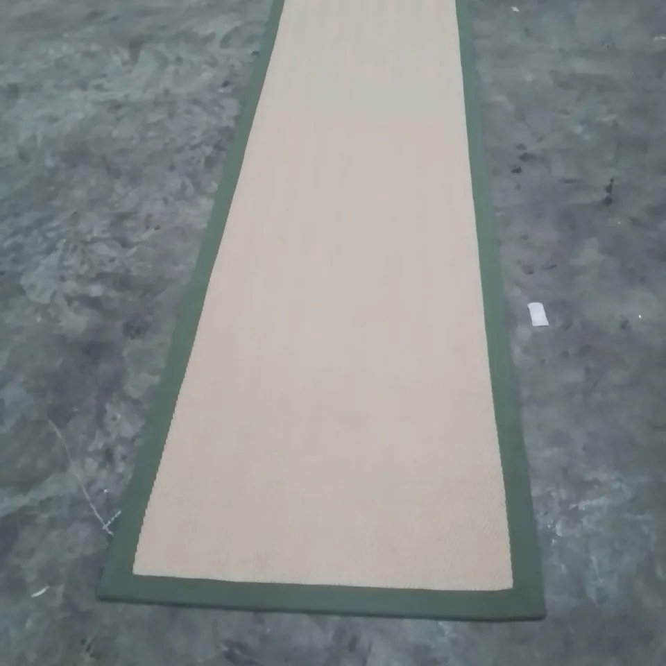 QUALITY DESIGNER AREA RUG - APPROXIMATELY 295X80CM