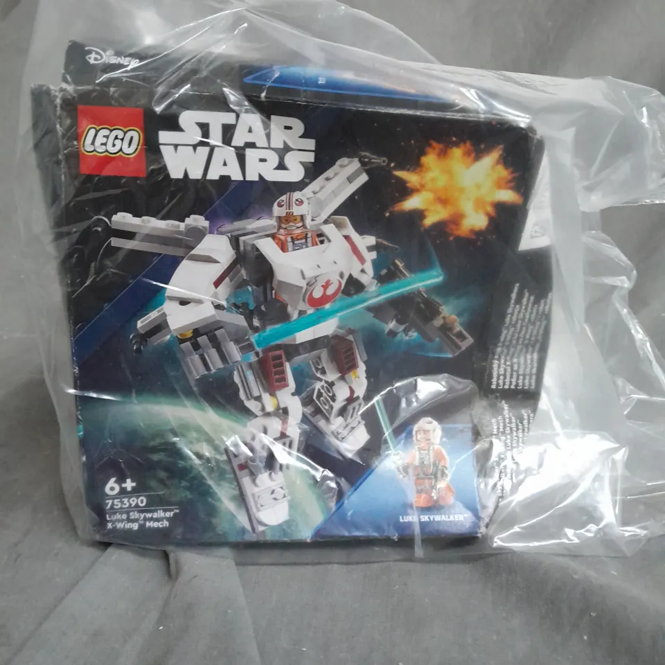 BOXED LEGO STAR WARS LUKE SKYWALKER X-WING - 75390