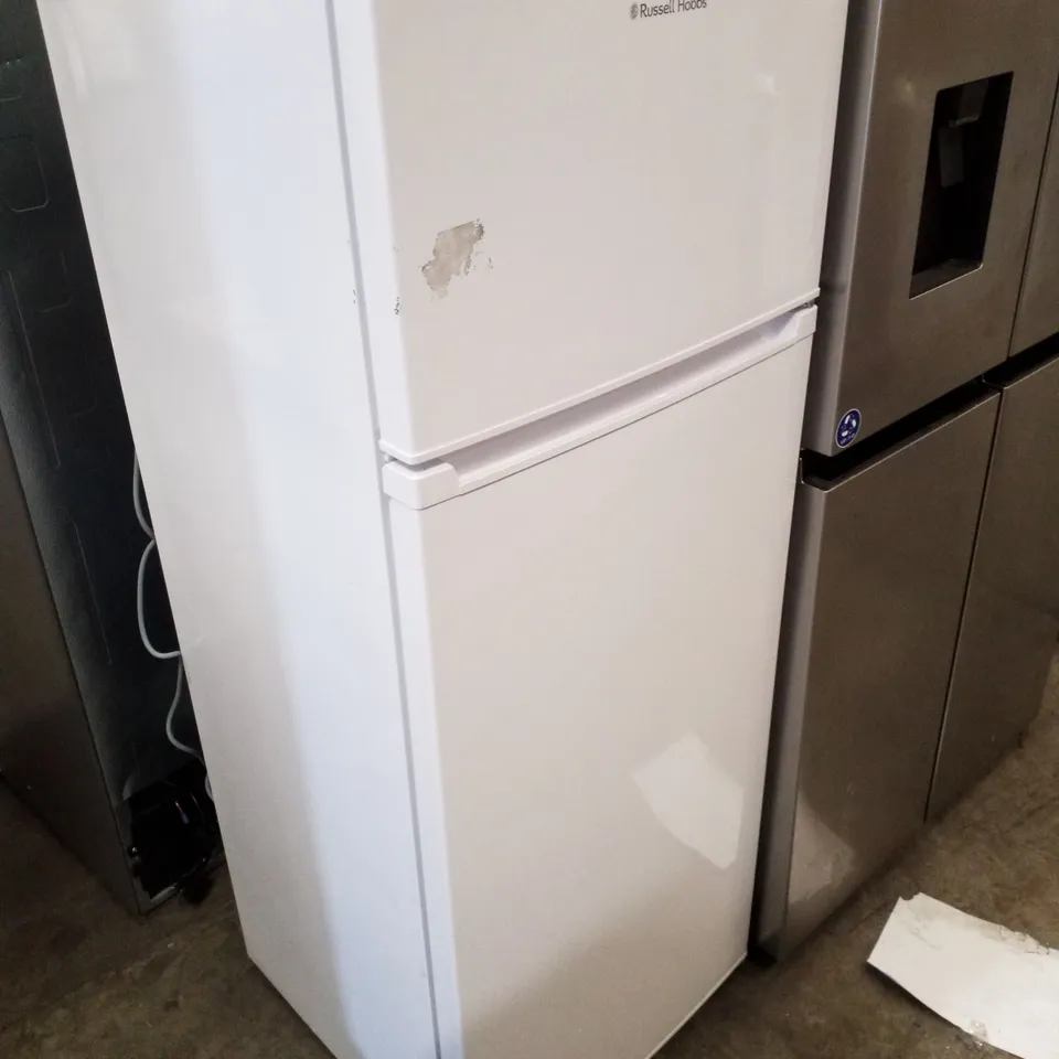 RUSSELL HOBBS FREESTANDING FRIDGE FREEZER IN WHITE - UNPROCESSED RAW RETURN