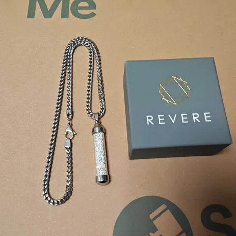 BOXED REVERE NECKLACE WITH STONE FILLED PENDANT