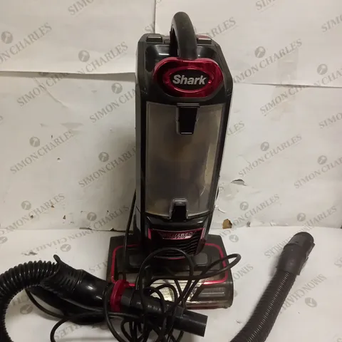 SHARK UPRIGHT VACUUM CLEANER 