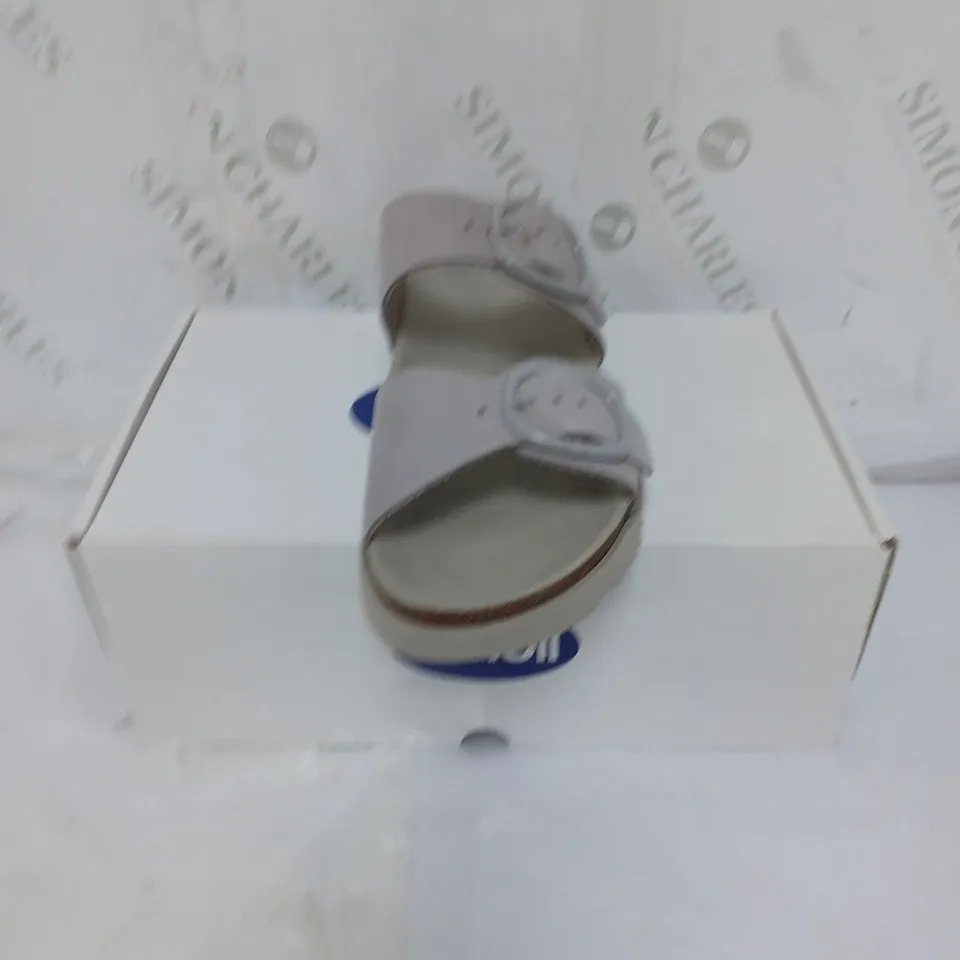 BOXED SCHOLL SOFTSTEP LADIES SANDALS BUCKLE FASTENING SIZE 6 GREY