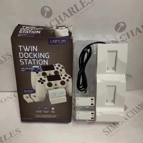 BOXED VENOM PLAYSTATION 4 CONTROLLER TWIN DOCKING STATION
