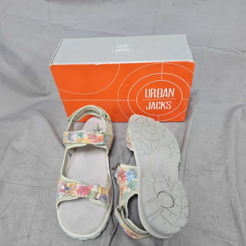URBAN JACKS FLORAL SANDALS WITH VELCRO STRAPS-SIZE 41