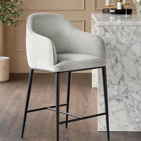BOXED DANETTI HARLEY NATURAL GREY CHENILLE BAR STOOL