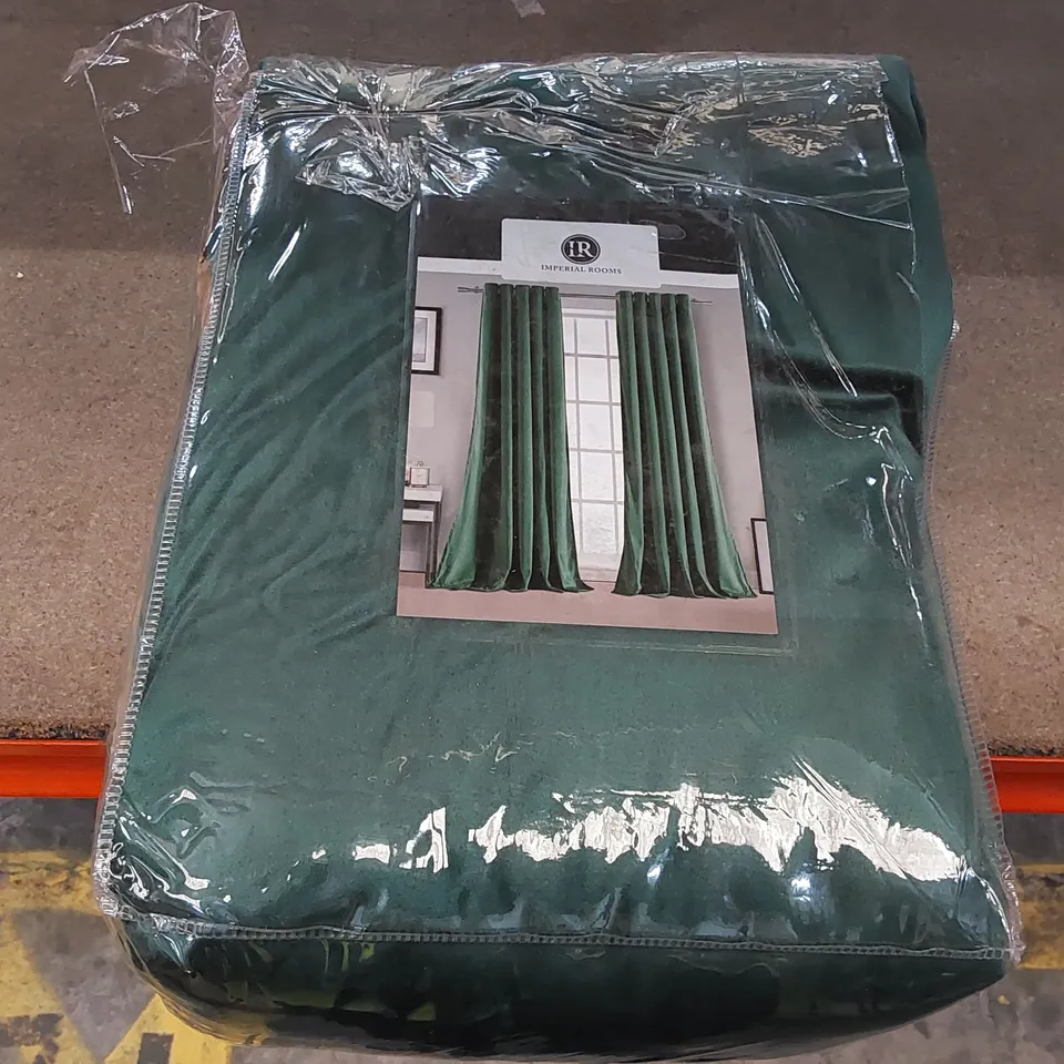 BAGGED MYRON HEAVY CRUSHED VELVET EYELET CURTAINS - EMERALD GREEN // 168 X 229CM (1 ITEM)