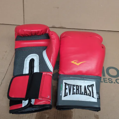 EVERLAST BOXING GLOVES β RED, VELCRO STRAP, PAIR