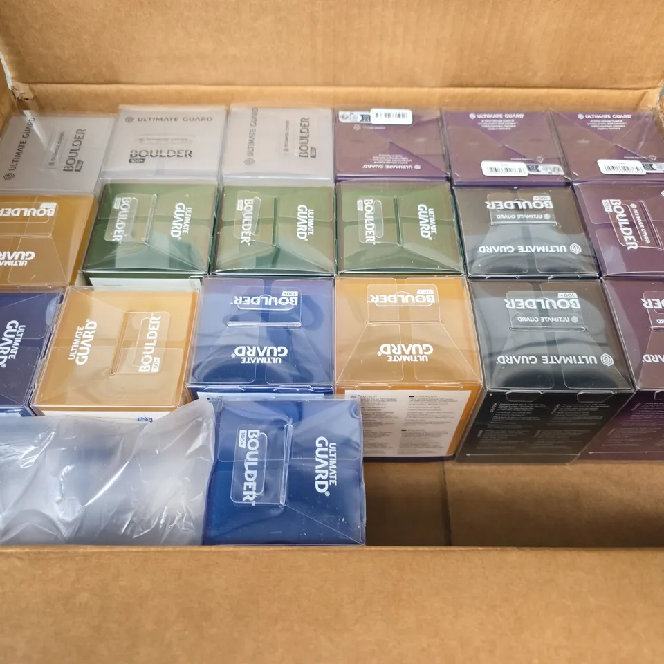 APPROXIMATELY 20 ULTIMATE GUARD BOULDER DECK CASES  