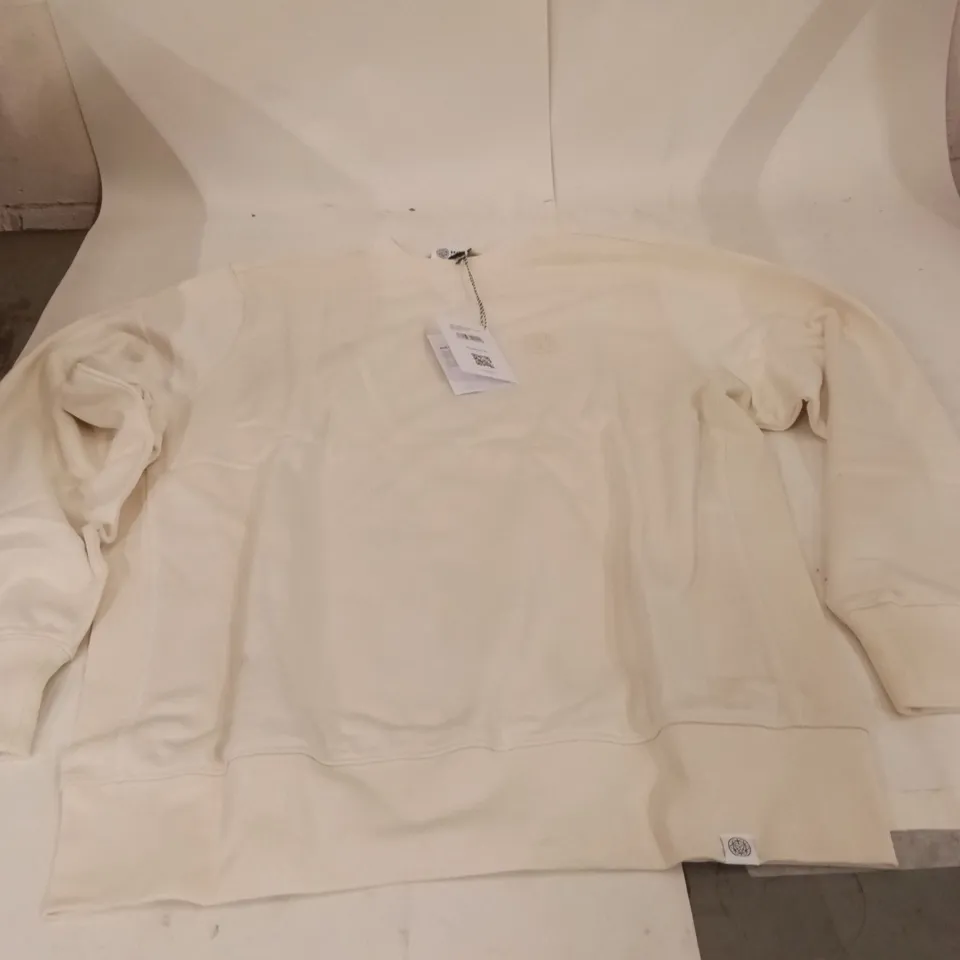 BOX TO CONTAIN BRASS MONKEY SWEATS - OFF WHITE SIZE L APPROXIMATELY 4 