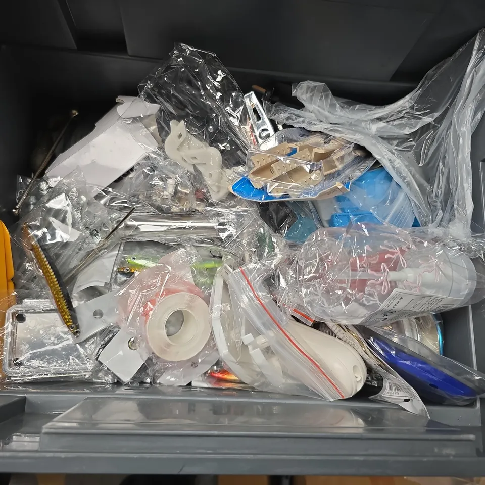 lot of assorted household items to include hND CASTING KITS, SPAX SCREWS AND SALTS ALOE RINGS