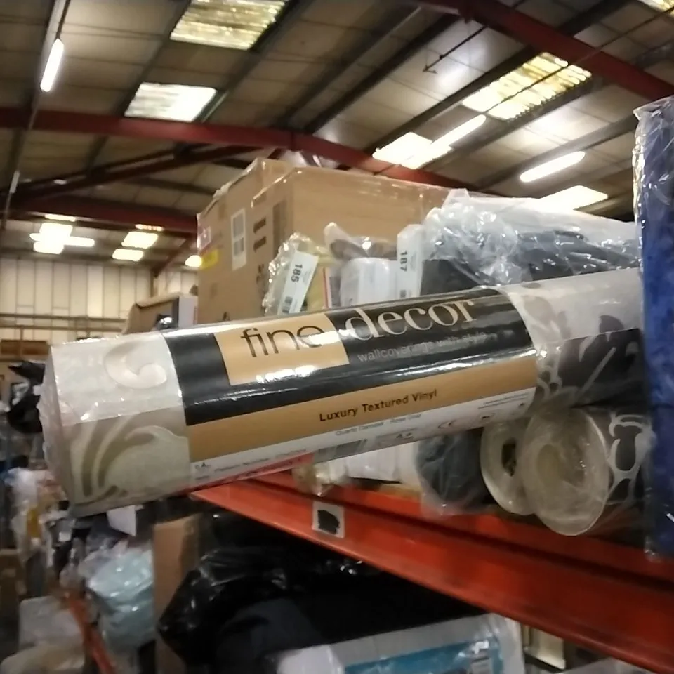 10M X 53CM SEMI-GLOSS WALLPAPER ROLL COLOUR: ROSE