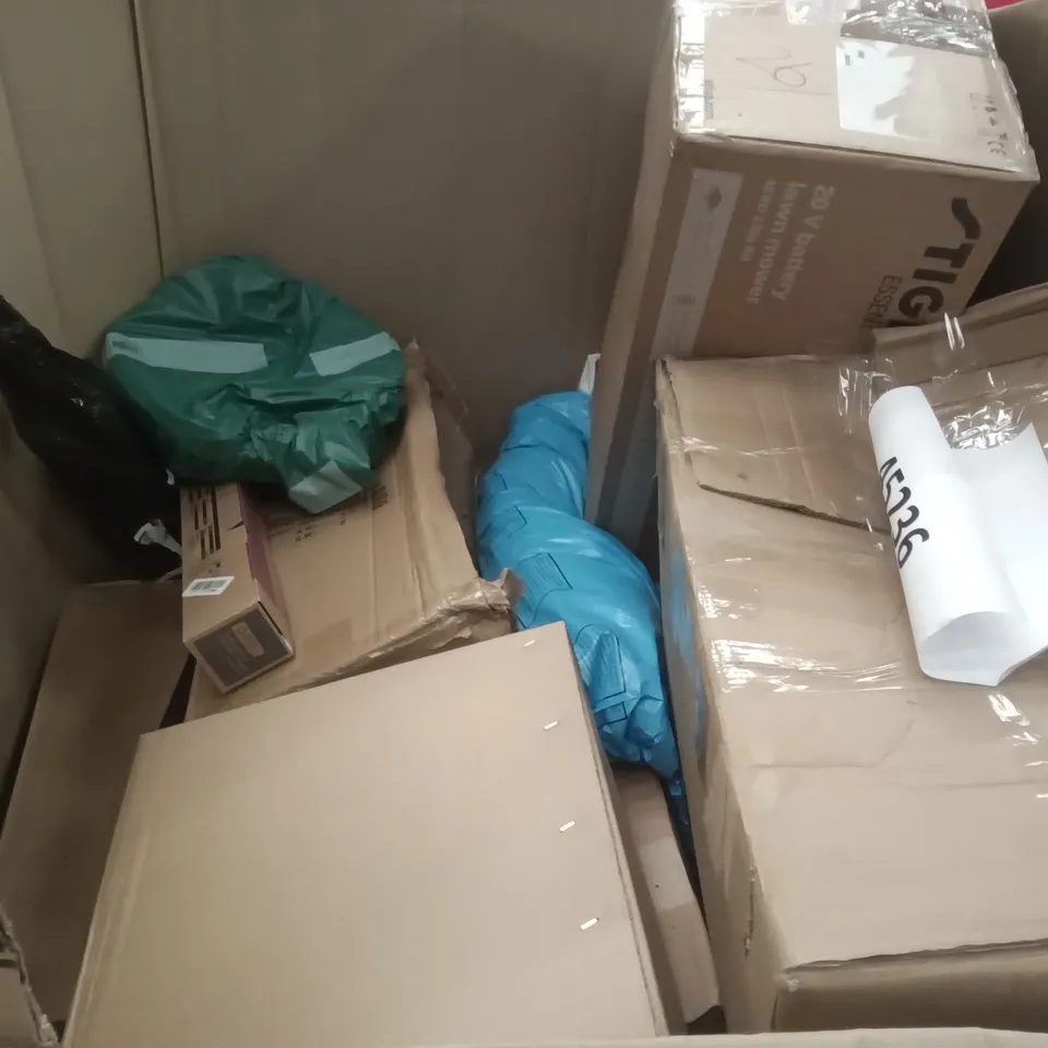 PALLET OF ASSORTED ITEMS INCLUDING WEDGE PILLOW, 3-TIER SHOE RACK, MICROSOFT WIRELESS 900 DESKTOP, 20V BATTERY LAWN MOWER, LED SHAVER LIGHT