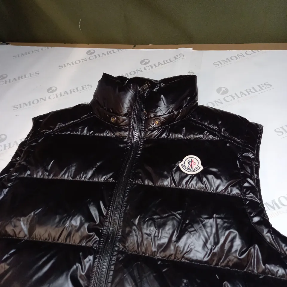 MENS MONCLER PADDED GILET SIZE UNSPECIFIED