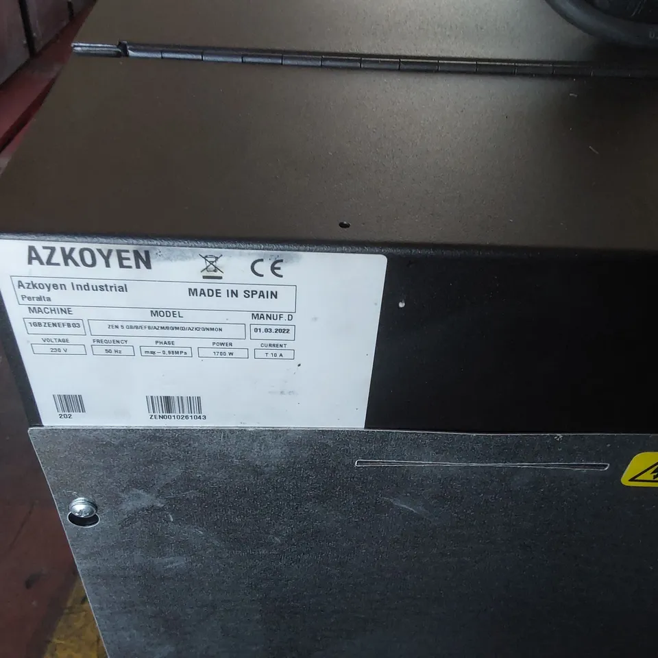 COFFETEK AZKOYEN ZEN 5 COMMERCIAL COFFEE MACHINE 