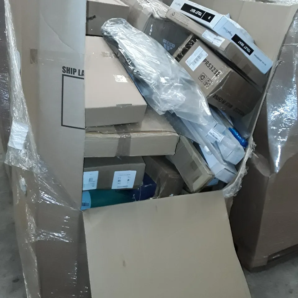 UNPROCESSED PALLET OF ASSORTED ITEMS TO INCLUDE STEERING WHEEL LOCK, 4L AIR FRYER AND LAUNDRY BASKET