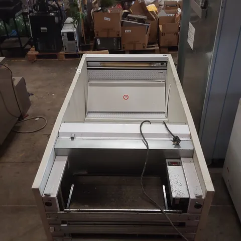COMMERCIAL UPRIGHT DISPLAY FRIDGE