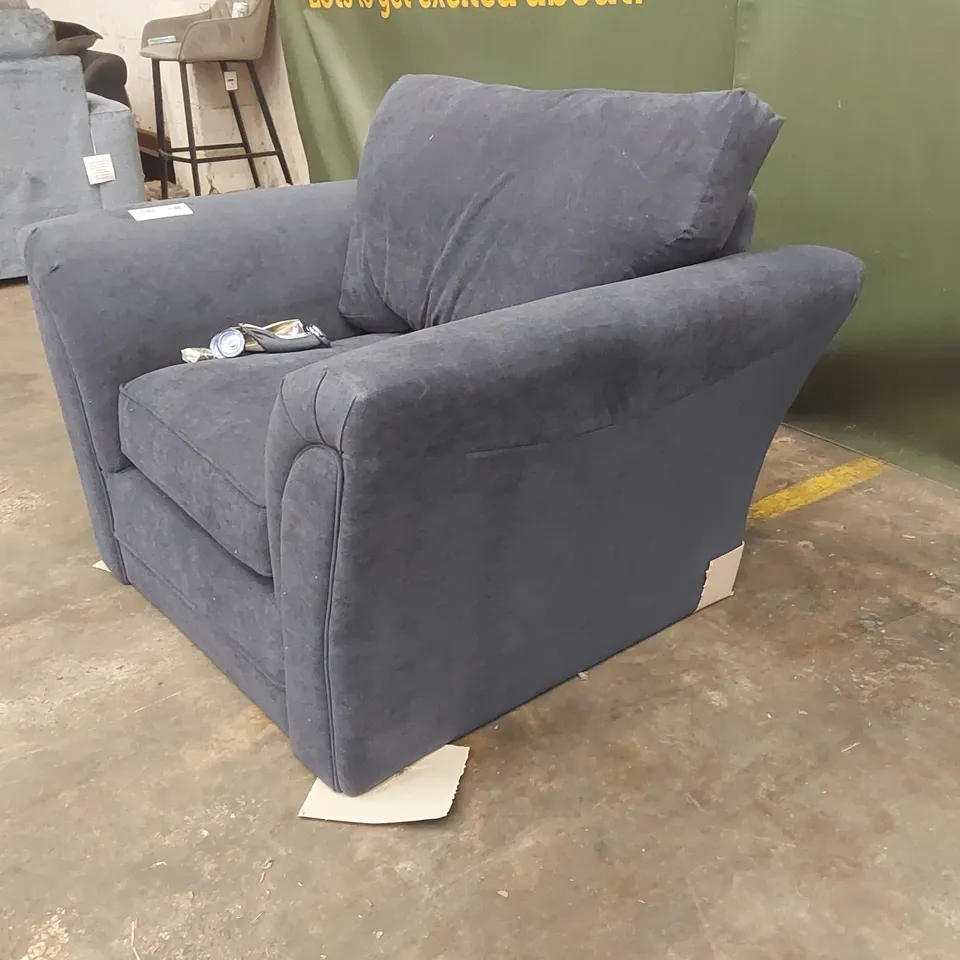 QUALITY DESIGNER DURY FABRIC UPHOLSTERED ARMCHAIR - BLUE
