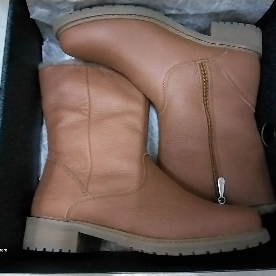 3 EMU AUSTRALIA SHOE BOXES CONTAINING KERIE LEATHER BOOTS - UK SIZE 8, CLAY