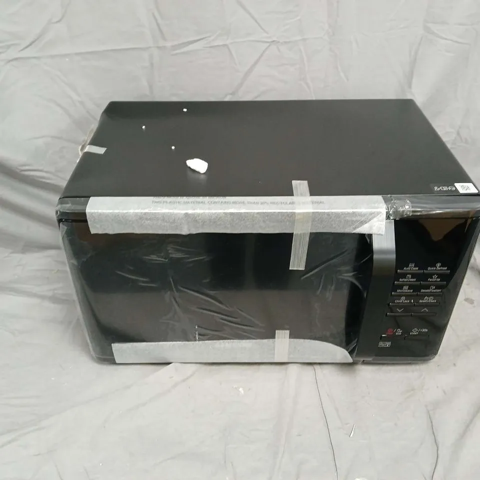 BOXED SAMSUNG MS23K3513AK/EU SOLO 23L MICRCOWAVE OVEN - COLLECTION ONLY