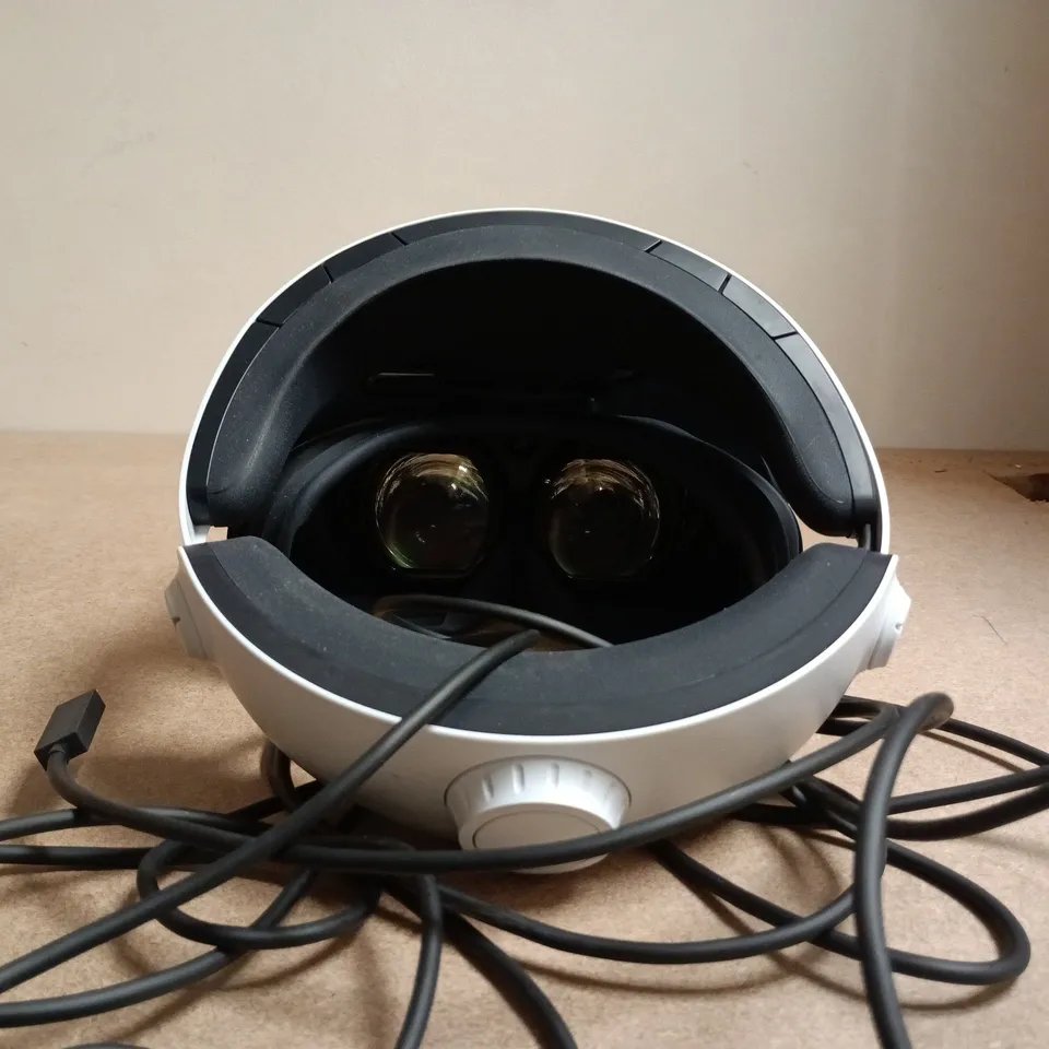 SONY PLAYSTATION VR2 HEADSET