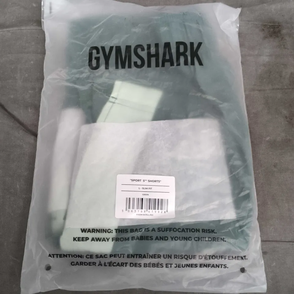 BAGGED GYMSHARK SPORT 5" SHORTS IN GREEN - LARGE