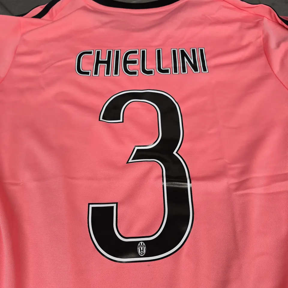 JUVENTUS PINK JERSEY SIZE M 