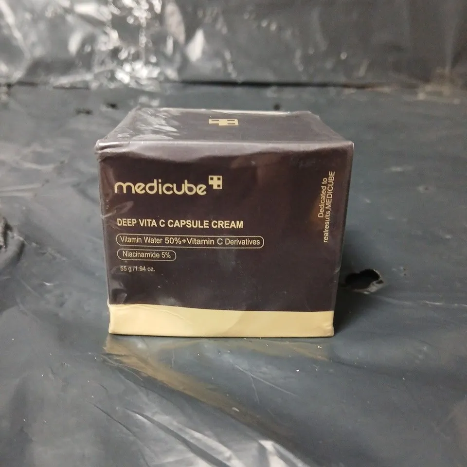 SEALED MEDICUBE DEEP VITA C CAPSULE CREAM - 55G