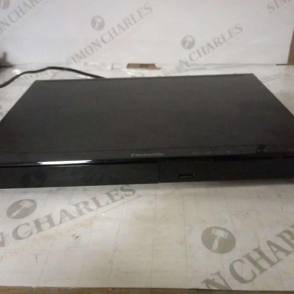 PANASONIC S500EB-K DVD/CD PLAYER