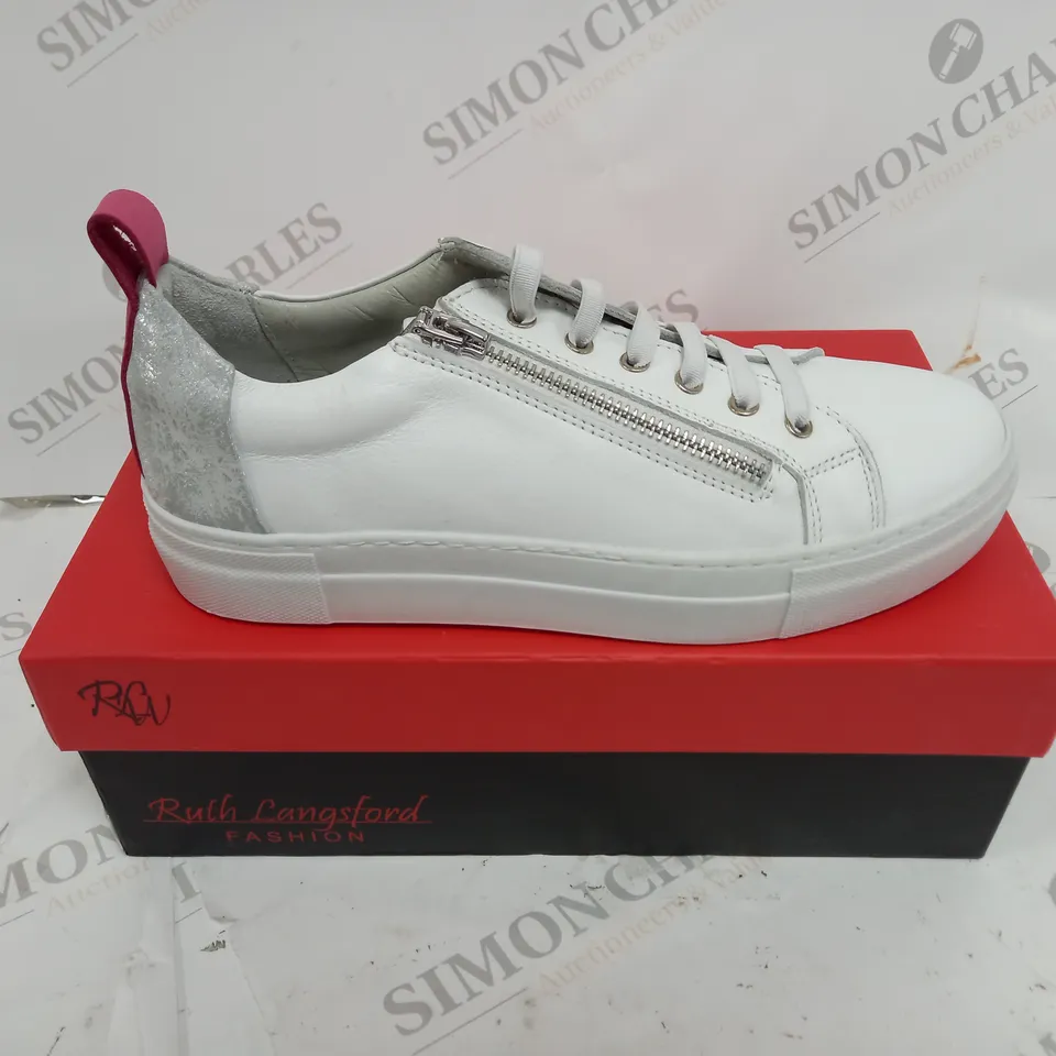 BOXED RUTH LANGFORD ZIP TRAINER SIZE 5