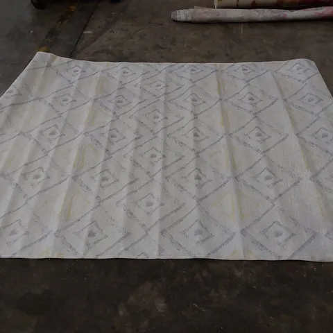 LAMAVOLA LINE RUG - YELLOW/GREY // SIZE: 160 X 230cm