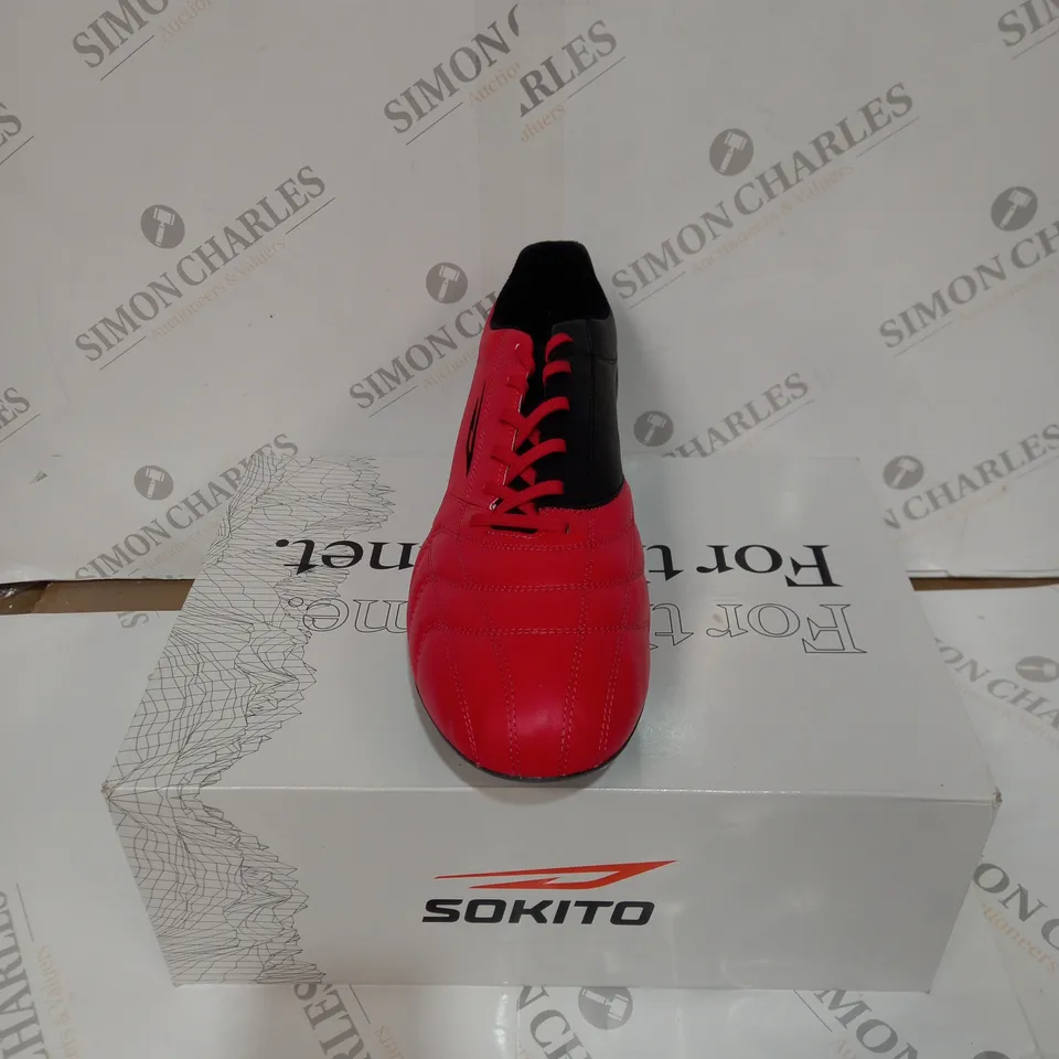 BOXED PAIR OF SOKITO DEVISTA SOFT GROUND FOOTBALL BOOTS - RED/BLACK, SIZE 12