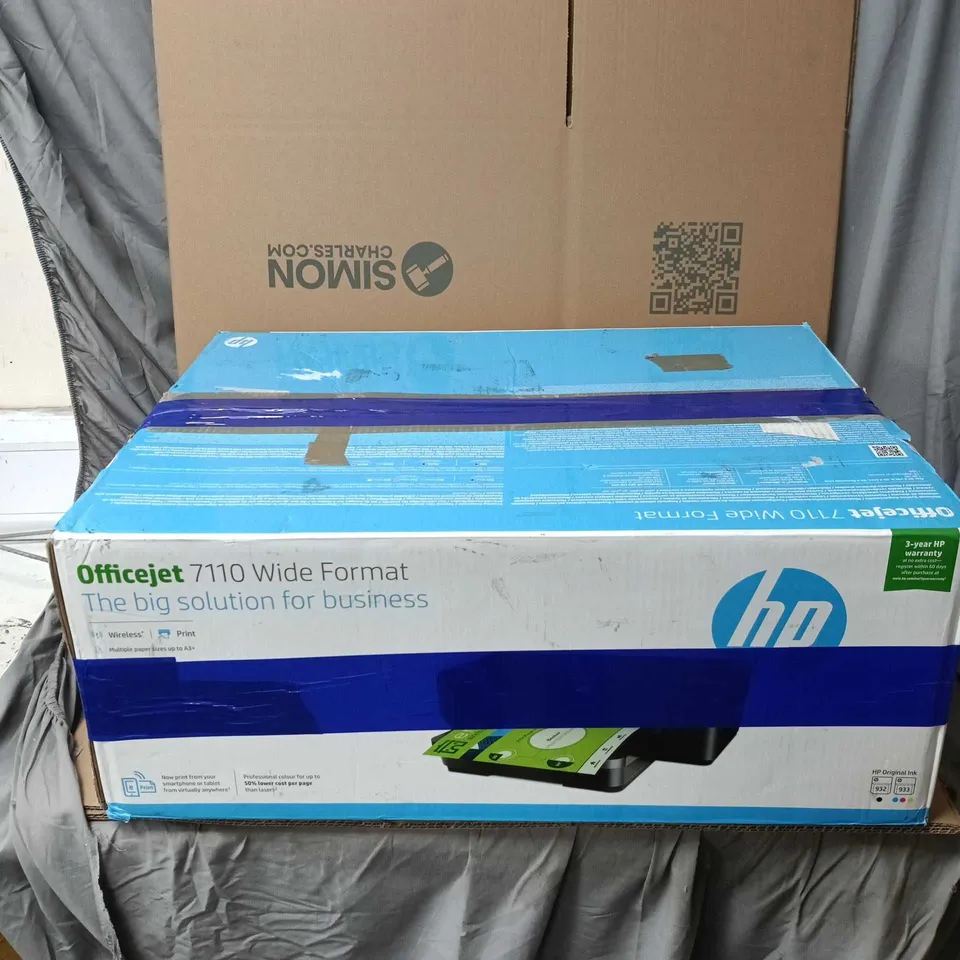 HP OFFICEJET 7110 WIDE FORMAT PRINTER BOXED WITH MANUAL