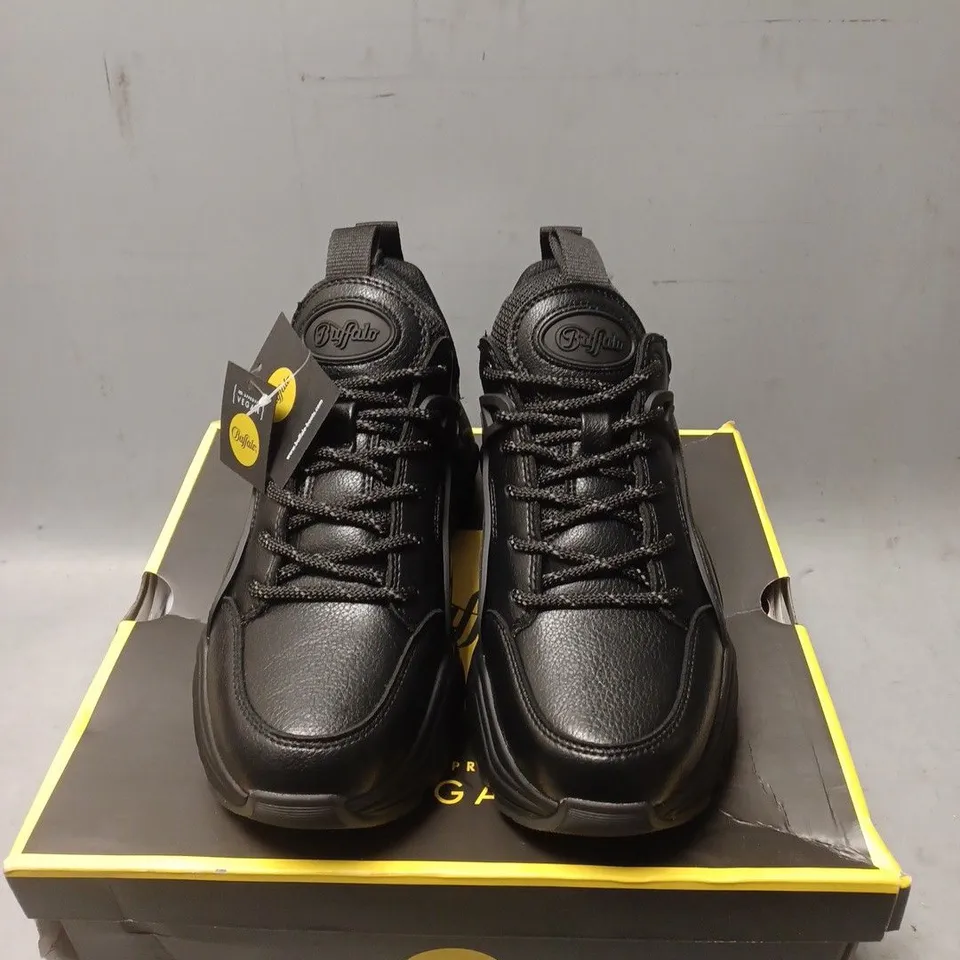 BOXED PAIR OF BUFFALO BINARY SHOES IN BLACK - UK SIZE 6.5