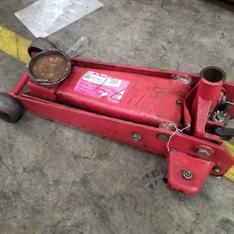 CLARKE CTJ3000C 3 TONNE PROFESSIONAL GARAGE JACK