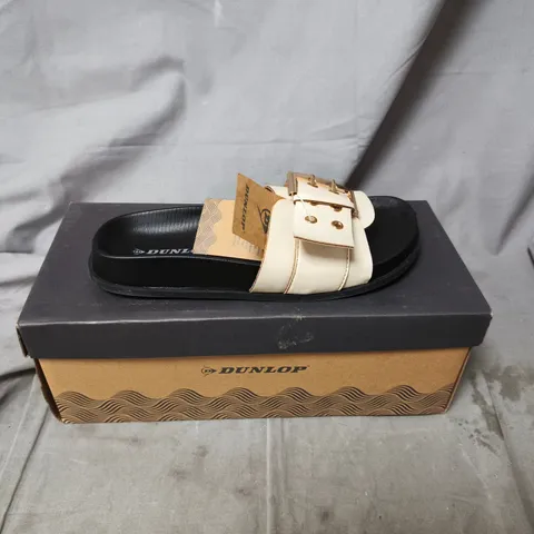 DUNLOP SANDALS - CREAM STRAPS WITH GOLD BUCKLES (BOXED) UK SIZE 3