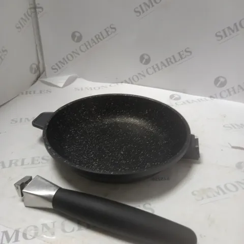 EUROCAST 2212000 SAUTE PAN - BLACK