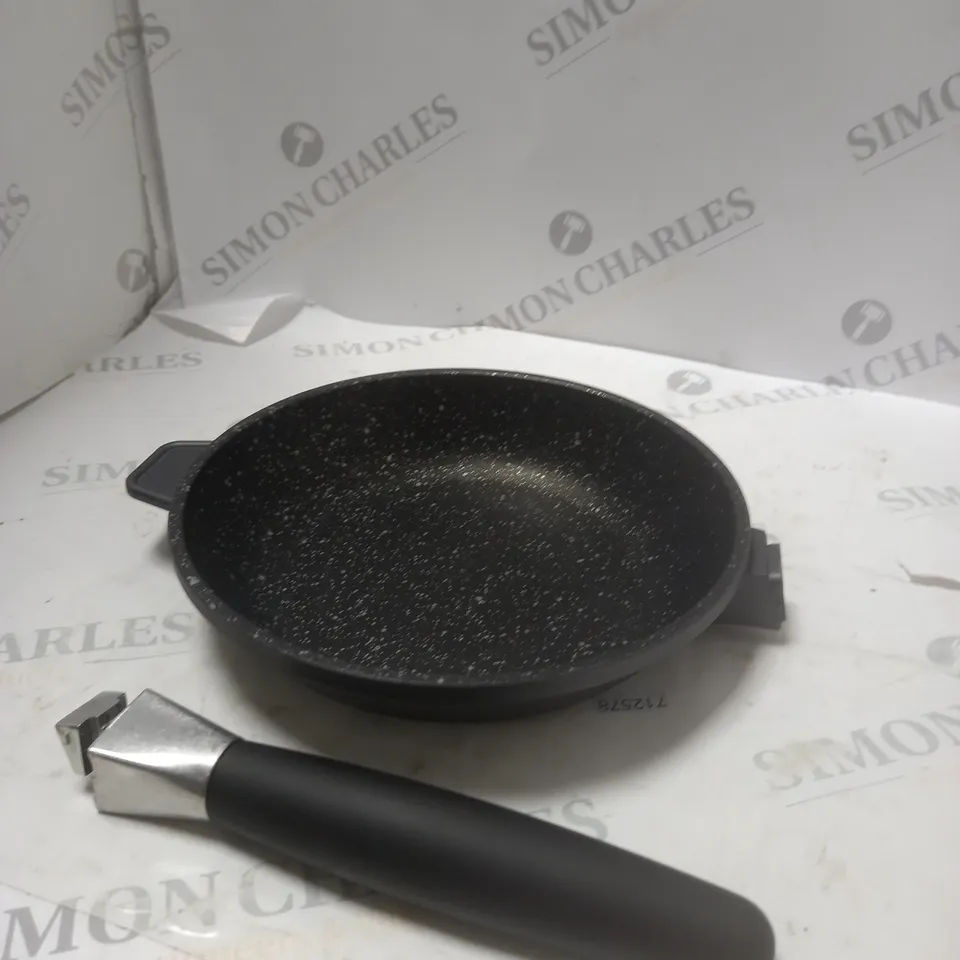 EUROCAST 2212000 SAUTE PAN - BLACK