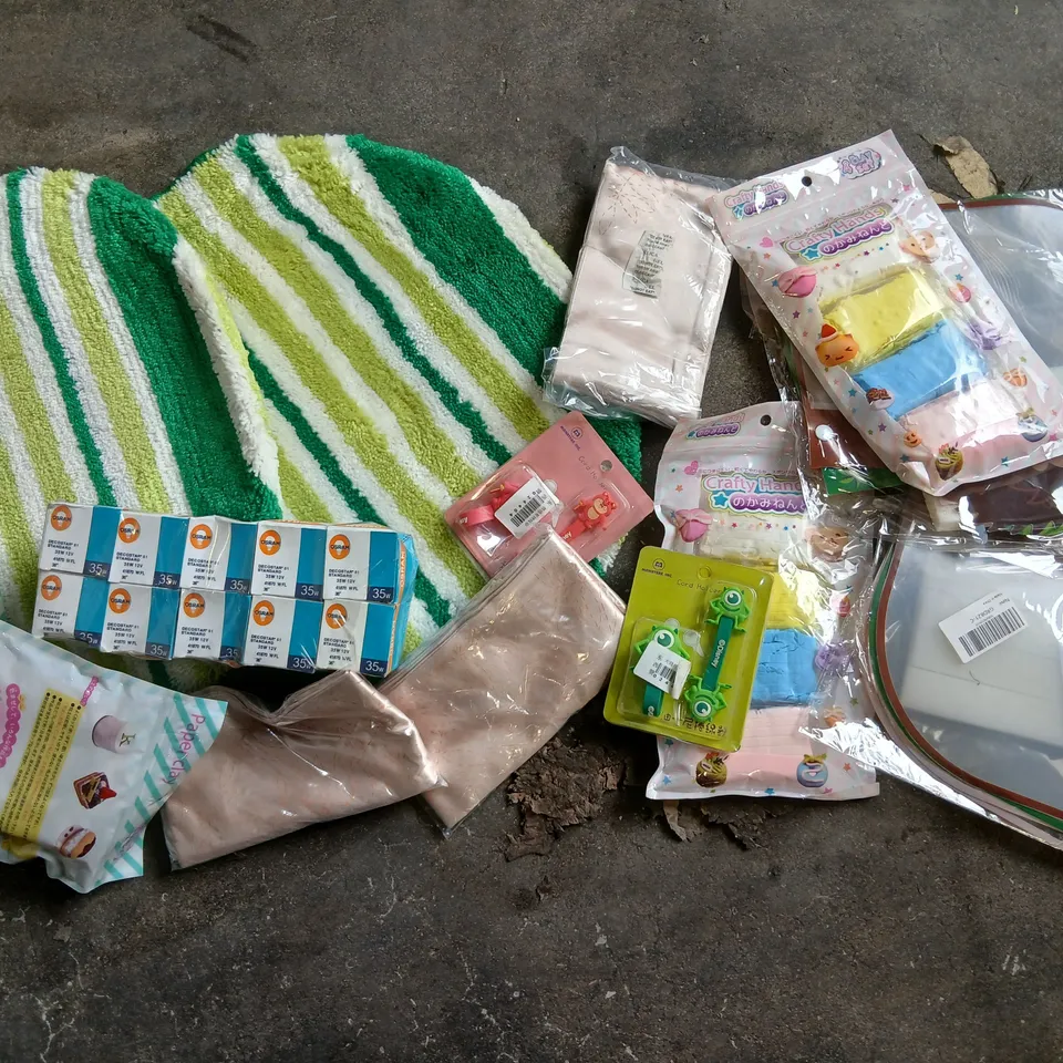 CAGE OF ASSORTED PRODUCTS TO INCLUDE;DISNEY CARD HOLDERS, TOILET SEAT COVERS AND CRAFTY HANDS