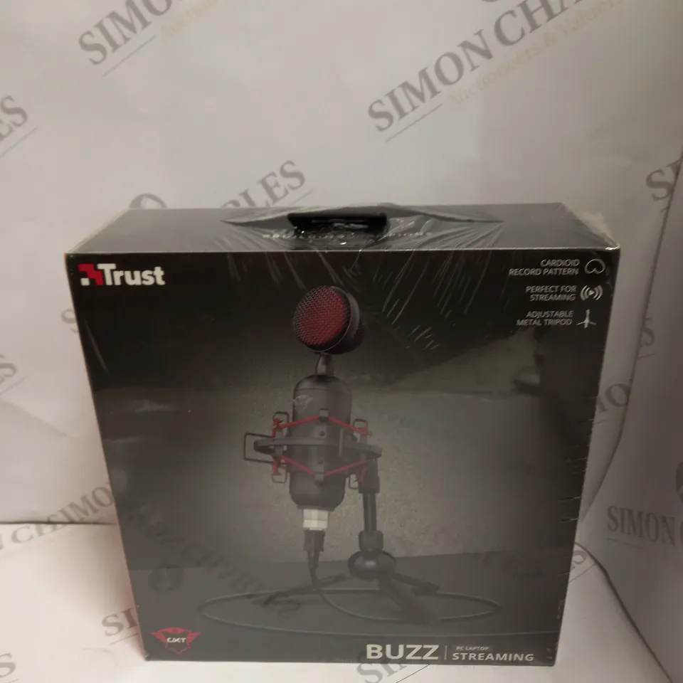BOXED SEALED TRUST BUZZ STREAMING MICROPHONE 