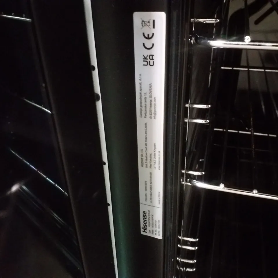 HISENSE HDE3211BWUK ELECTRIC COOKER WITH CERAMIC HOB 