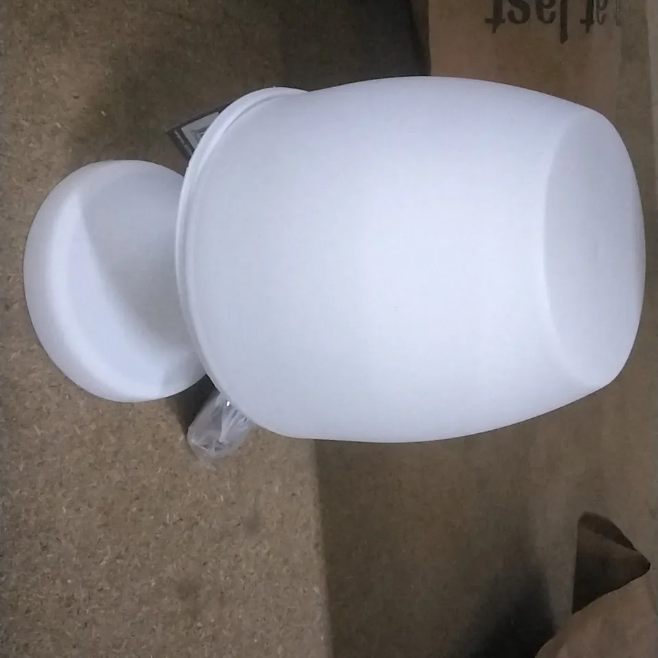 BOXED SCHRUM 19.5CM TABLE LAMP