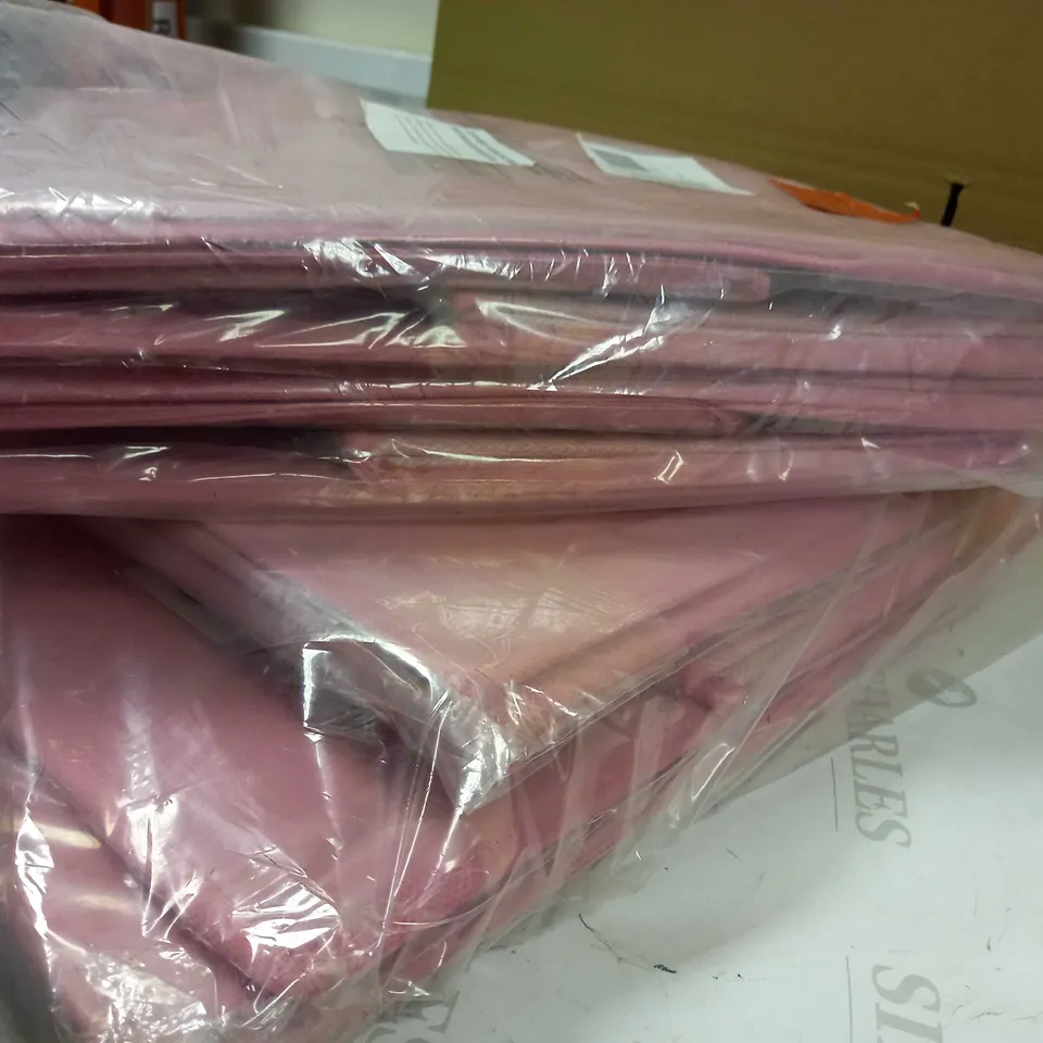 LOT OF APPROX 6 PINK COLLAPSBLE PACKAGED STORAGE BOXES - ASSORTED SIZES