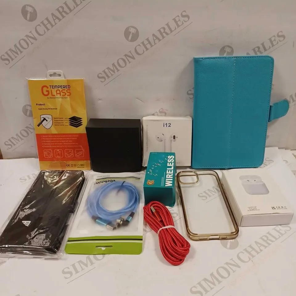 LOT TO CONTAIN APPROX 20 X ASSORTED PHONE ACCESSORIES, INCLUDES PHONE CASES, CHARGING CABLES, EARPHONE, SCREEN PROTECTORS ETC 